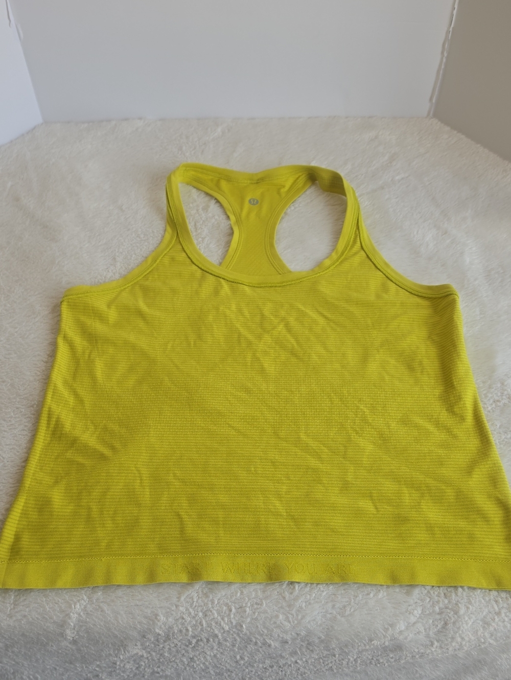 Lululemon Seamless Yellow Racerback Athletic Tank Top Size 8-10 (M)
